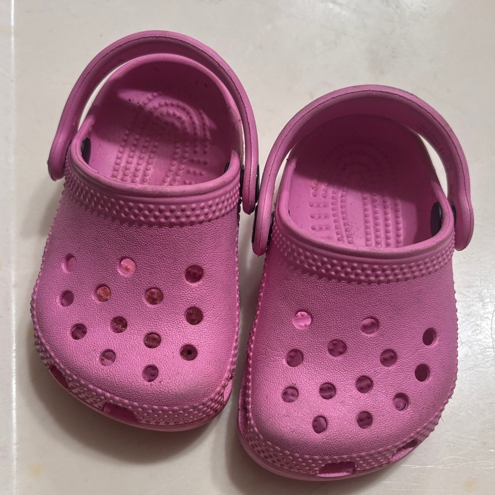CROCS‎ Kids Vibrant Pink Sandals